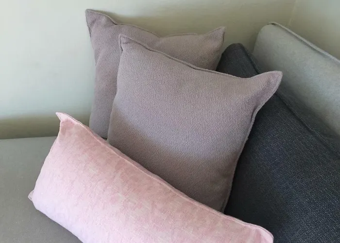 לינה וארוחת בוקר Liberty House