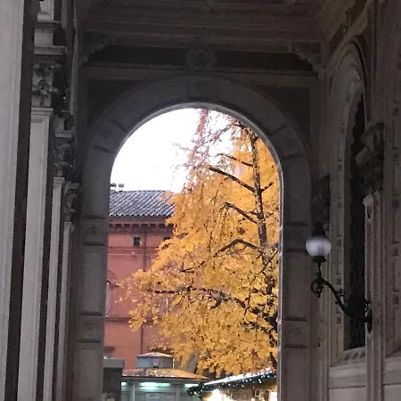 Liberty House Μπολόνια