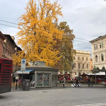 Liberty House * Μπολόνια