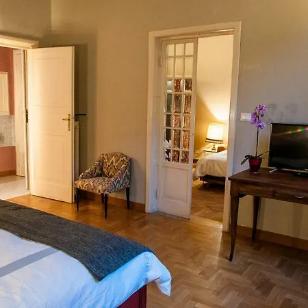 Liberty House Couette-café Bologne