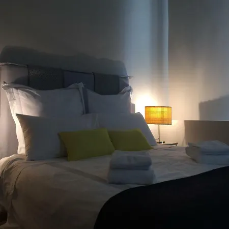 Liberty House Couette-café Bologne
